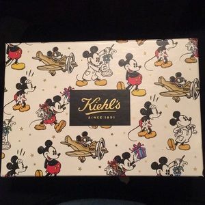 Disney & Kiehl’s Hydration Essentials Kit